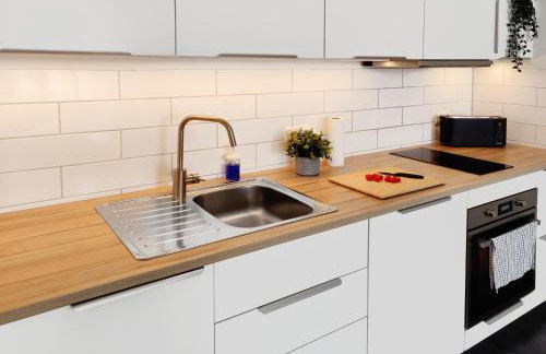 Lokal, luftig - Loft mit Heimkino & Parkplatz in Uni- und Kliniknähe - Foto 6