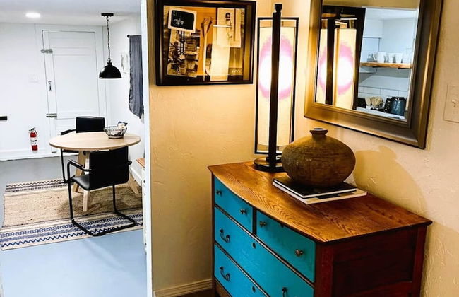 Rustic Gem 5min-asian District Full Kitchen - Photo 13