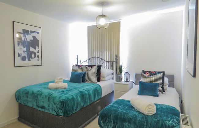 Tudors eSuites Apartment with 4 Beds - Foto 1