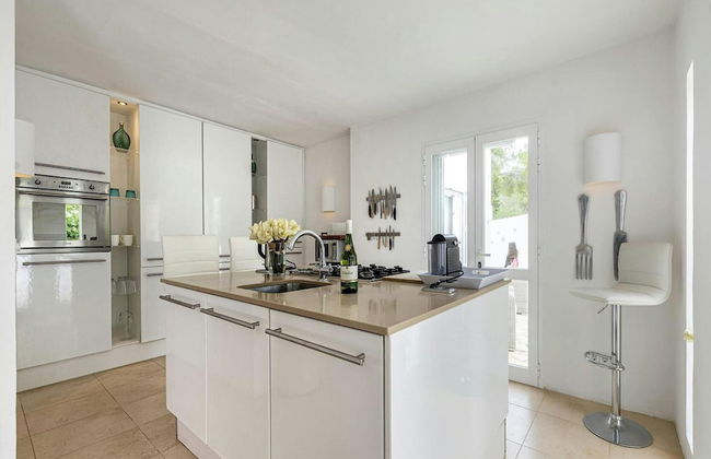 Tranquil Villa With Private Pool - Foto 10