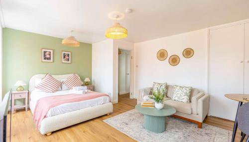 Charming Studio with Stunning Windsor Castle Views - By Tempstay - Foto 5