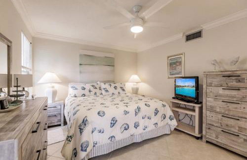 1128 PL Escape to this Pondside Paradise - Foto 19