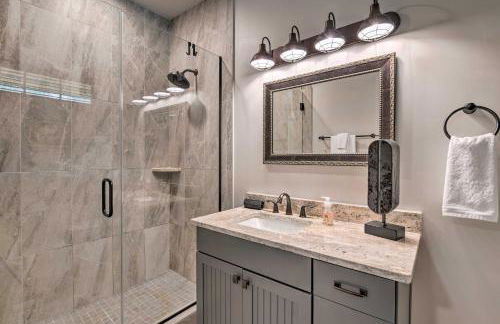 Hike, Ski and More! Pet-Friendly Home in Glenville - Foto 15