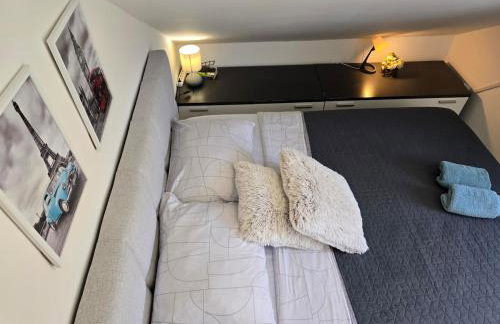 Grey House with heated pool Kričke Drniš - Foto 7