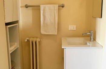 Casa con ampio terrazzo, vista lago e giardino - Foto 57