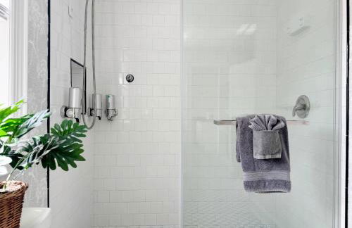 Sunny & Playful Carriage House in Downtown Savannah Stay Here and Walk Everywhere - Foto 30