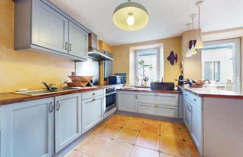 Awesome Home In Ploubazlanec - Foto 5