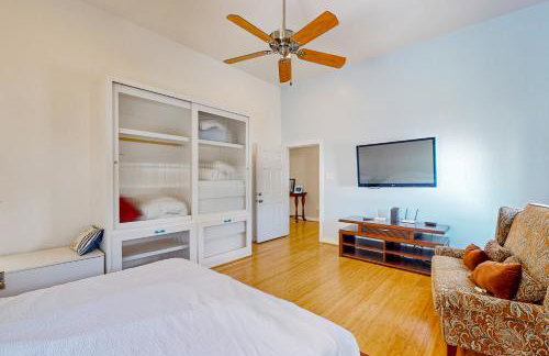 Under the Avenue - Foto 14