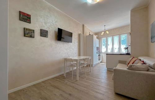 Perfect Spot with WiFi & AC by Host Hero - Foto 18