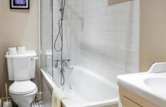 Cosy 3BR with Garden in Herne Hill, Zone 2 - Foto 19