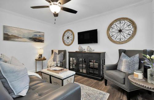 Charming Cottage on 7 acres with Pond - Foto 4