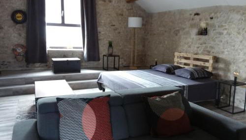 Gîte - à l'Ombre du Teil - Foto 4