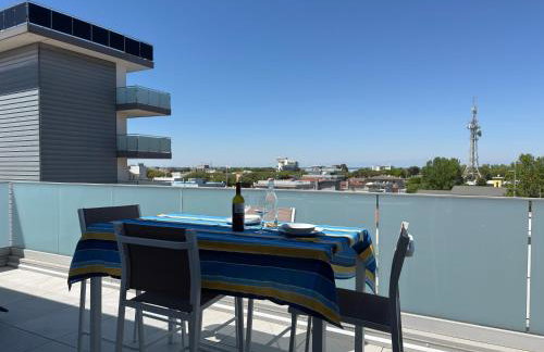 attico Lignano Sabbiadoro centralissimo-terrazza vista mare - Photo 3