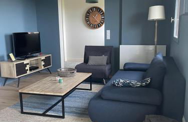 Grand rez de jardin-terrasse avec vue sur la mer - 2 chambres - Photo 6