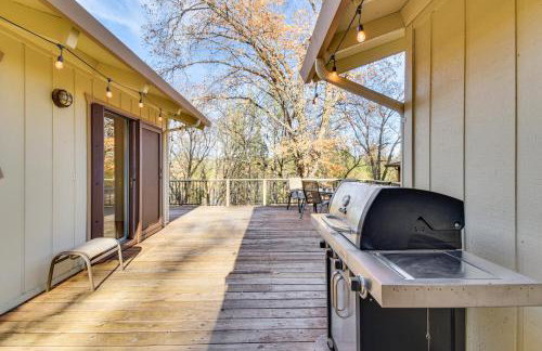 Deck + Fire Pit: Pine Mountain Lake Getaway! - Foto 21
