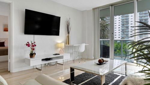 Sunny Isles Ocean Reserve Condo Apartments - Foto 2
