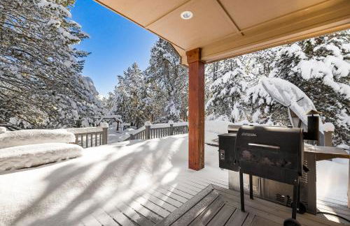 New! Black Bear Inn - Pet friendly - trailer parking - walk to lake - rustic - Foto 23