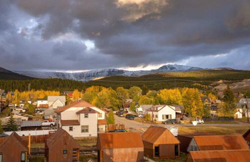 Historic Mountain Loft with GREAT Views - Foto 19