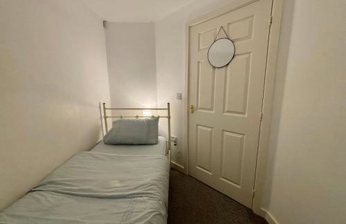 2 Bed Apartment-Sleeps 5-Free Parking - Foto 35