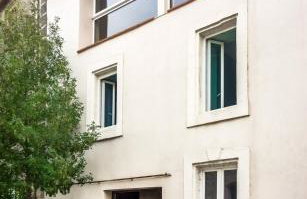 Belle et grande maison de village au bord de l'eau - Foto 13
