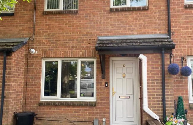 Charming 1-bed Apartment in Chigwell - Foto 9