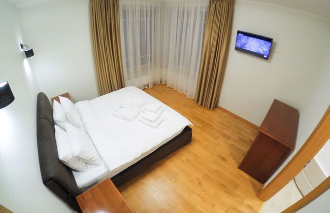 BaltHouse - Photo 16