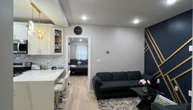 Modern 2BR and Office Near NYC With Parking - Sleeps 6 - Foto 3