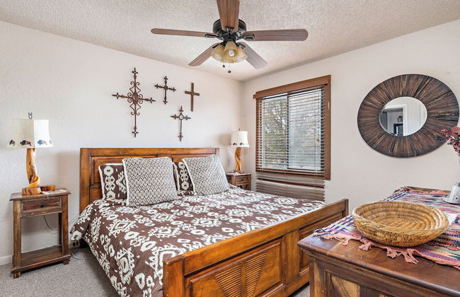 Fort Marcy Hotel Suites by All Seasons Resort Lodging - Foto 38