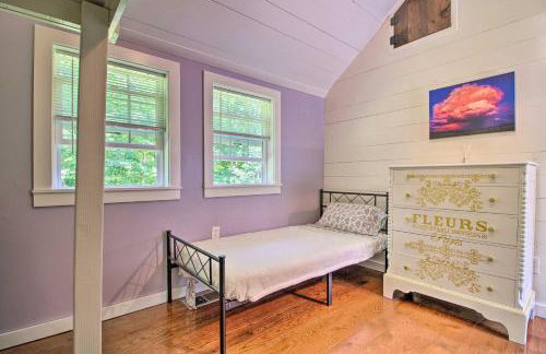 Stylish Mountain Home Near Ski, Golf and Manchester! - Foto 16