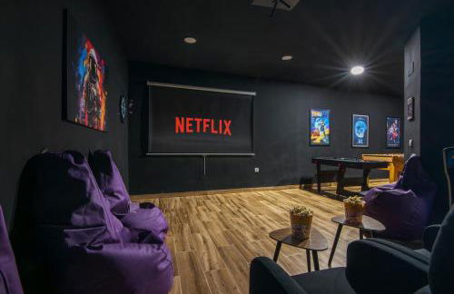 VILLA T to15 min from Puy du Fou Billiar, Movies, BBQ,Pool - Foto 34