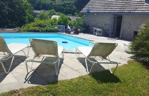 Villa spacieuse avec piscine à Aspin-en-Lavedan, vue montagne. - Foto 14
