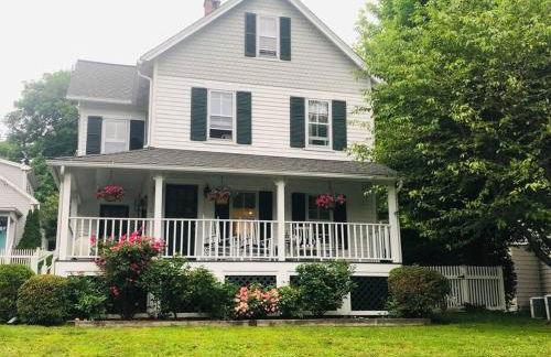 Stylish Victorian Beach House on pond - Foto 28