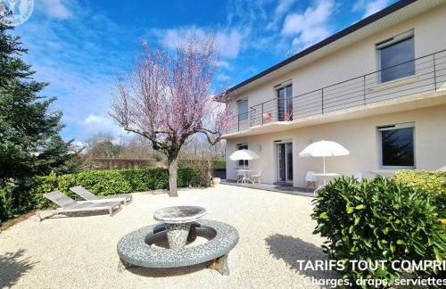 Gîte moderne avec parking sécurisé et jardin privé - FR-1-496-316 - Foto 1