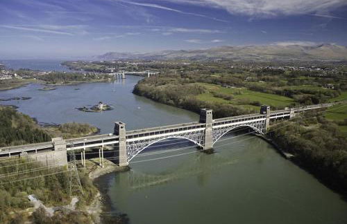 Llanddygfael Hir - Photo 9