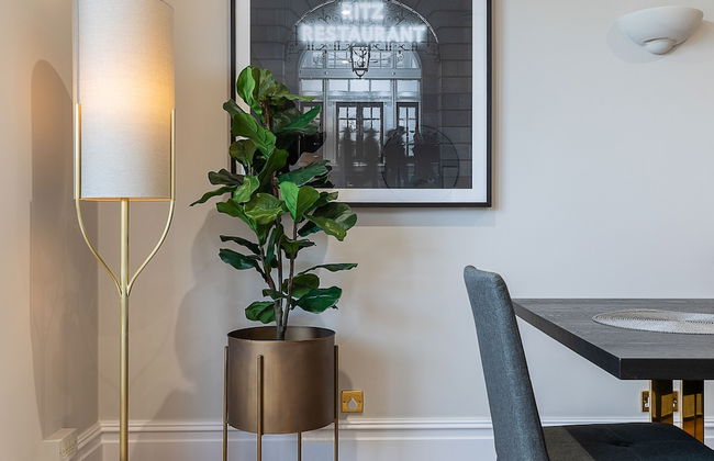 JOIVY Astonishing 2 Bedroom near Mayfair & Piccadilly Circus - Foto 18