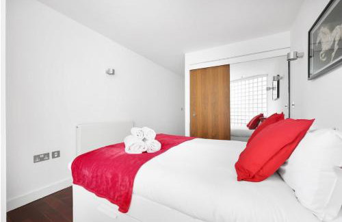 2 Bedroom Apartment Short Term Rental & Flexible Renting Shoreditch with Free WiFi & Balcony - Foto 22