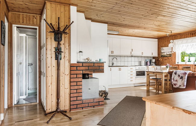 2 bedroom House in Trensum with garden and terrace - Photo 7