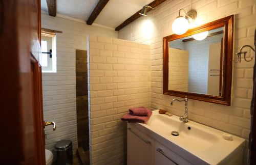 Kaldi's Traditional House - Photo 30