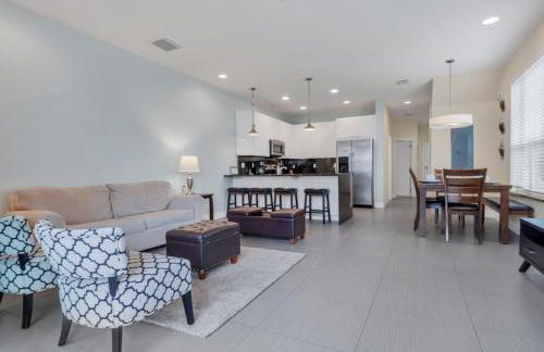 Serenity 3 Bed Townhome 3 Bedroom Townhouse by RedAwning - Foto 30