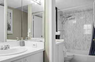 Relaxing Beach Escape - Oceanfront Pool and Tiki - Foto 19