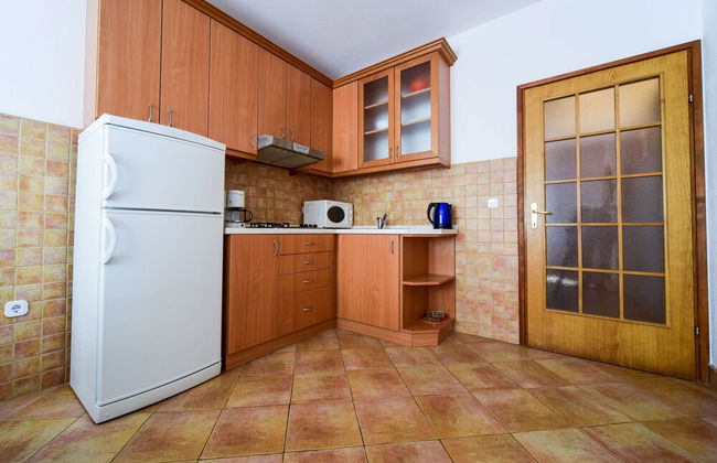 Deluxe Two-bedroom Apartment With a Jacuzzi Large Terrace With Garden - Foto 9