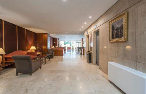 Tu Escapada Urbana - Plaza de Castilla III, Diseño y Localización - Photo 27