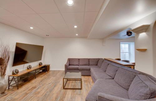 Game Room and Covered Patio Hummelstown Hideaway - Foto 14