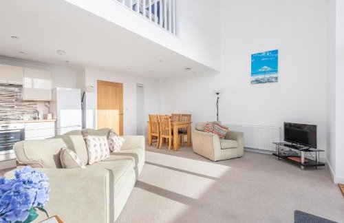 Crysawna Newquay close to the beach amenities - Foto 1