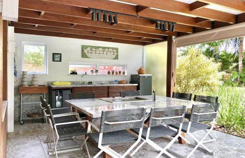 Casa de Praia em Interlagos - 4 suítes a poucos metros do mar - Foto 27