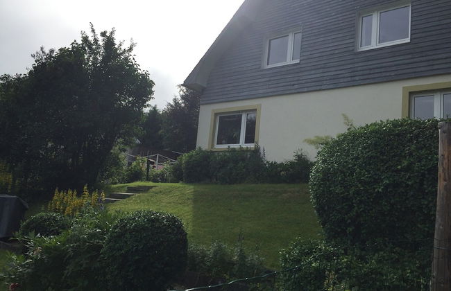 Tranquil Holiday Home With Private Garden - Photo 35