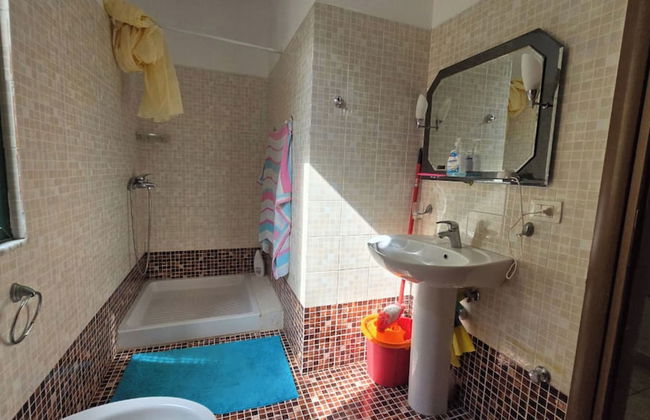 Tirent Apartment - Cozy Bedrooms Stay by Golem Beach. - Foto 36