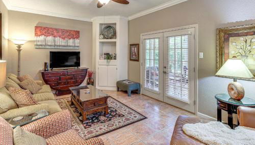 Sunroom and Yard Charming Hot Springs Home! - Foto 2