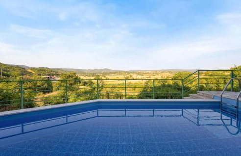 Awesome Home In Mirlovic Polje - Foto 12