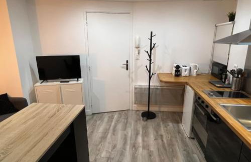 L'escale, proche Bordeaux, parking gratuit - Foto 2